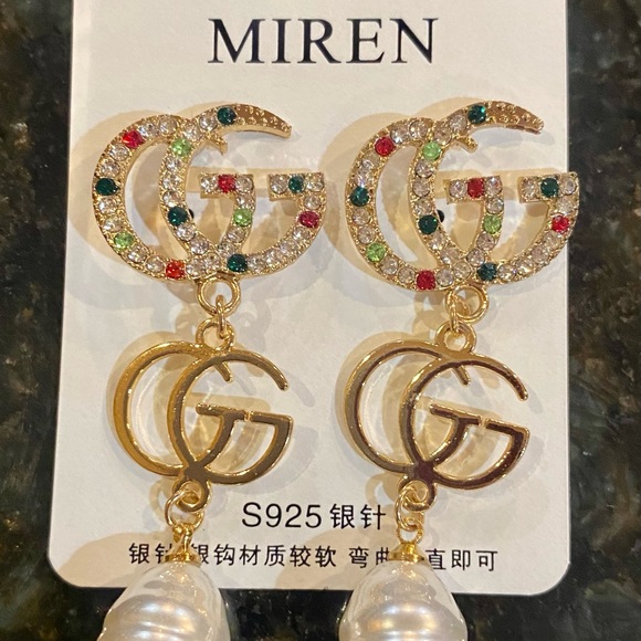 Earings - Picture 2 of 2